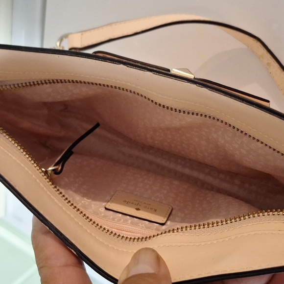 Kate Spade purse - Picture 5 of 6